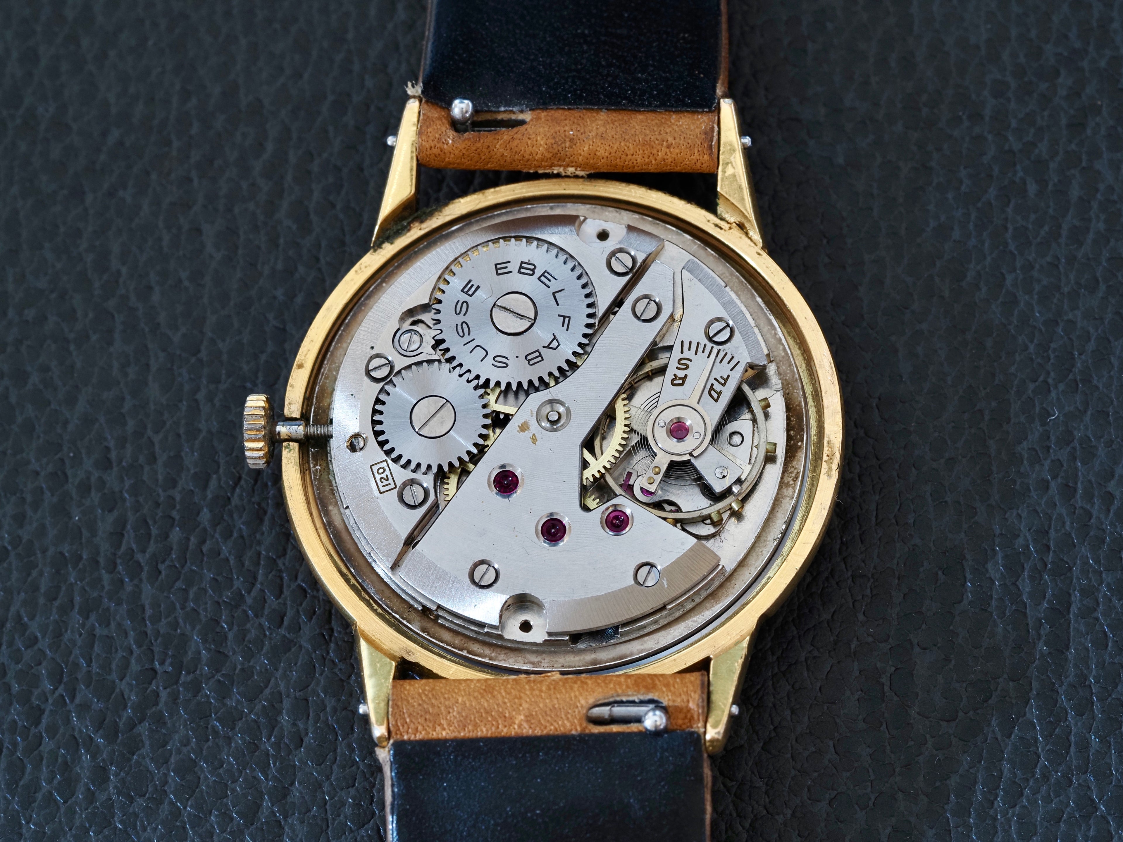 Montre vintage Ebel Fab. Suisse, pour homme, proposée par Maison Vintage Watches.
