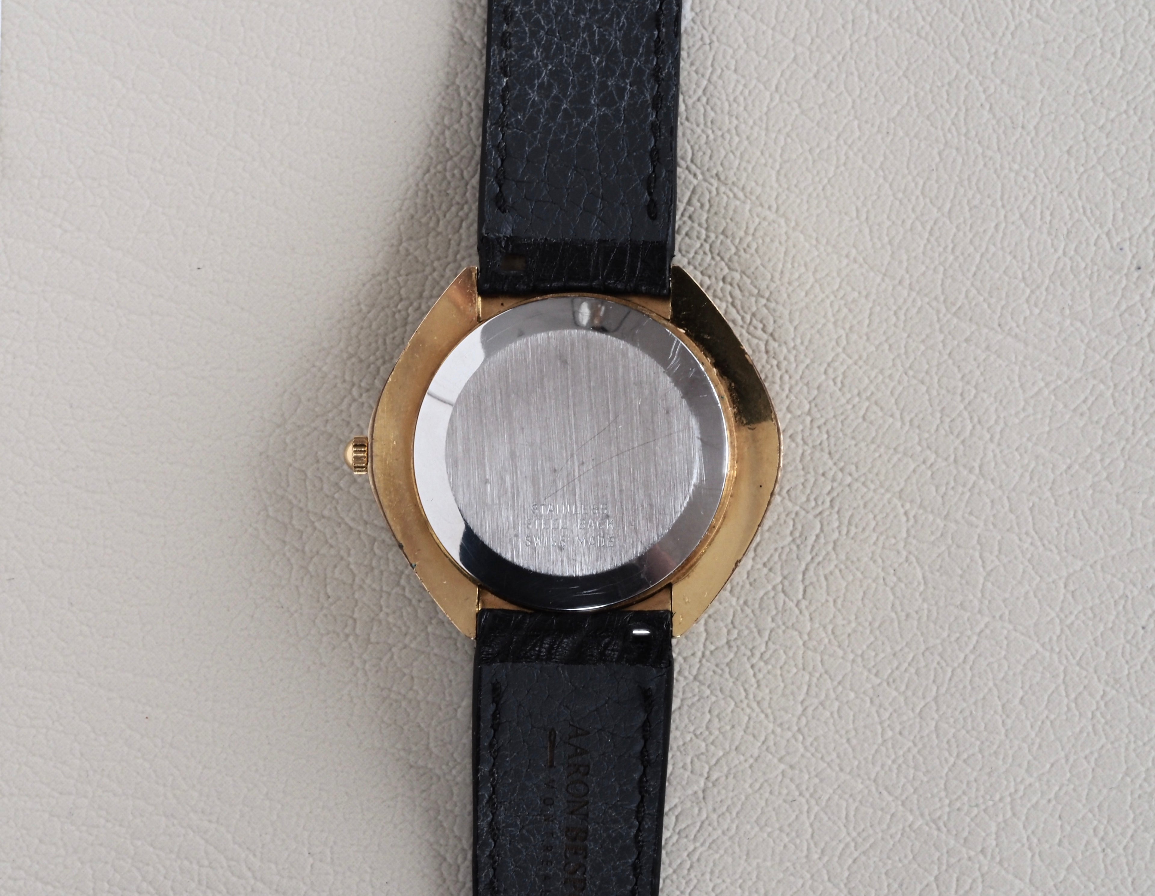 Montre vintage Latendresse, pour homme, proposée par Maison Vintage Watches.