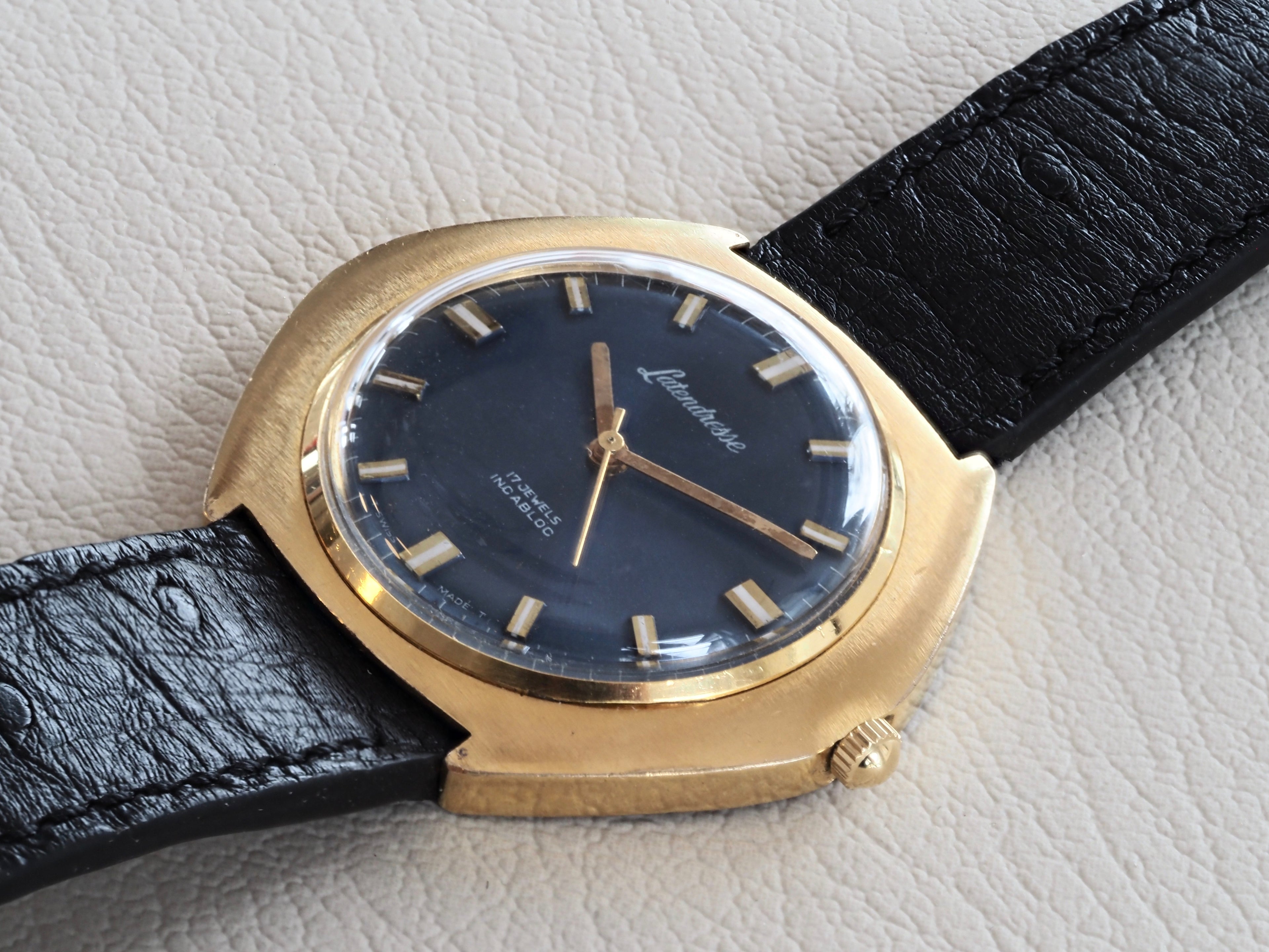 Montre vintage Latendresse, pour homme, proposée par Maison Vintage Watches.