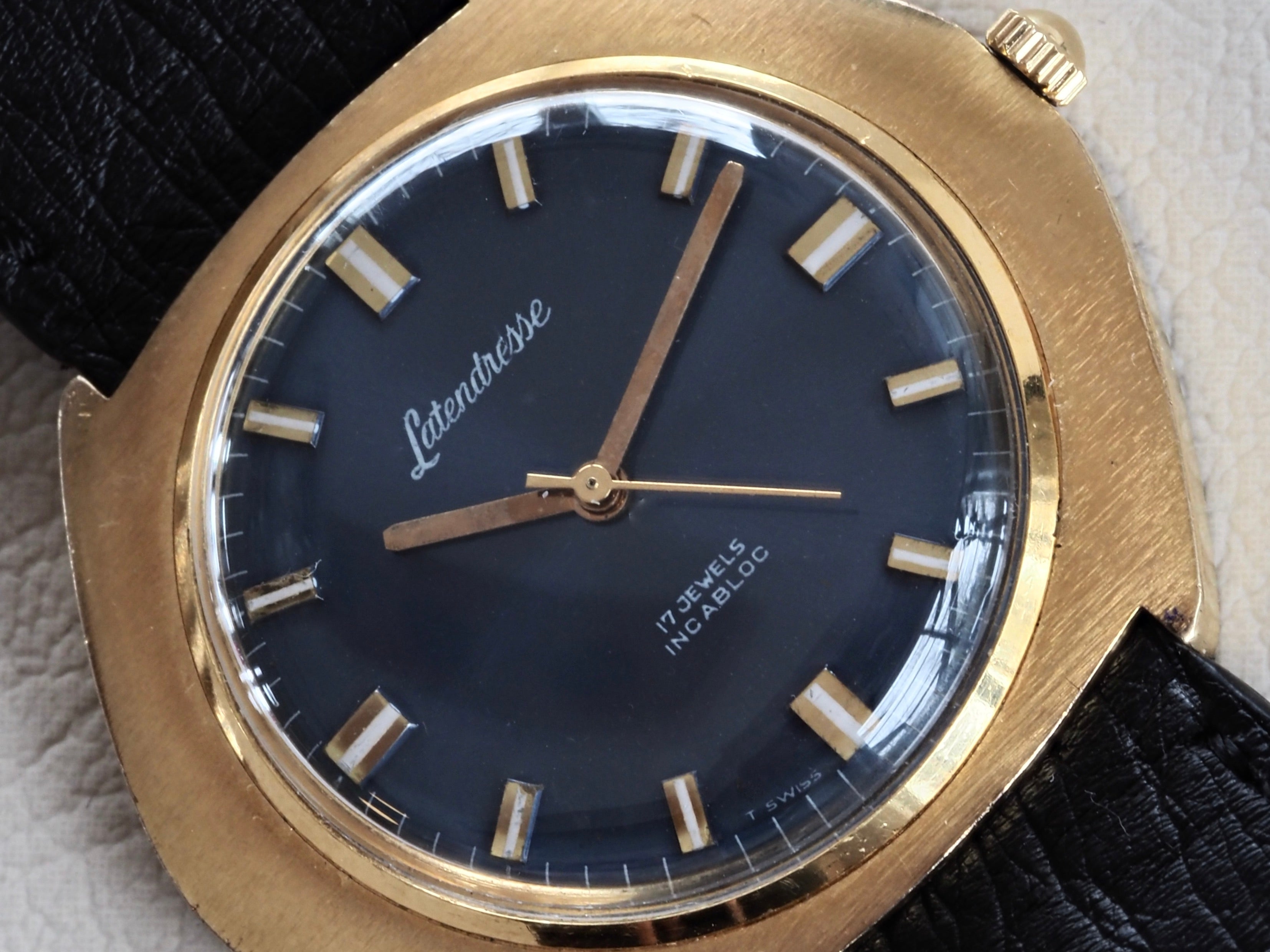 Montre vintage Latendresse, pour homme, proposée par Maison Vintage Watches.
