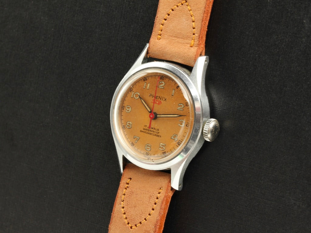 Montre vintage Phenix Chronograph, pour homme, proposée par Maison Vintage Watches.
