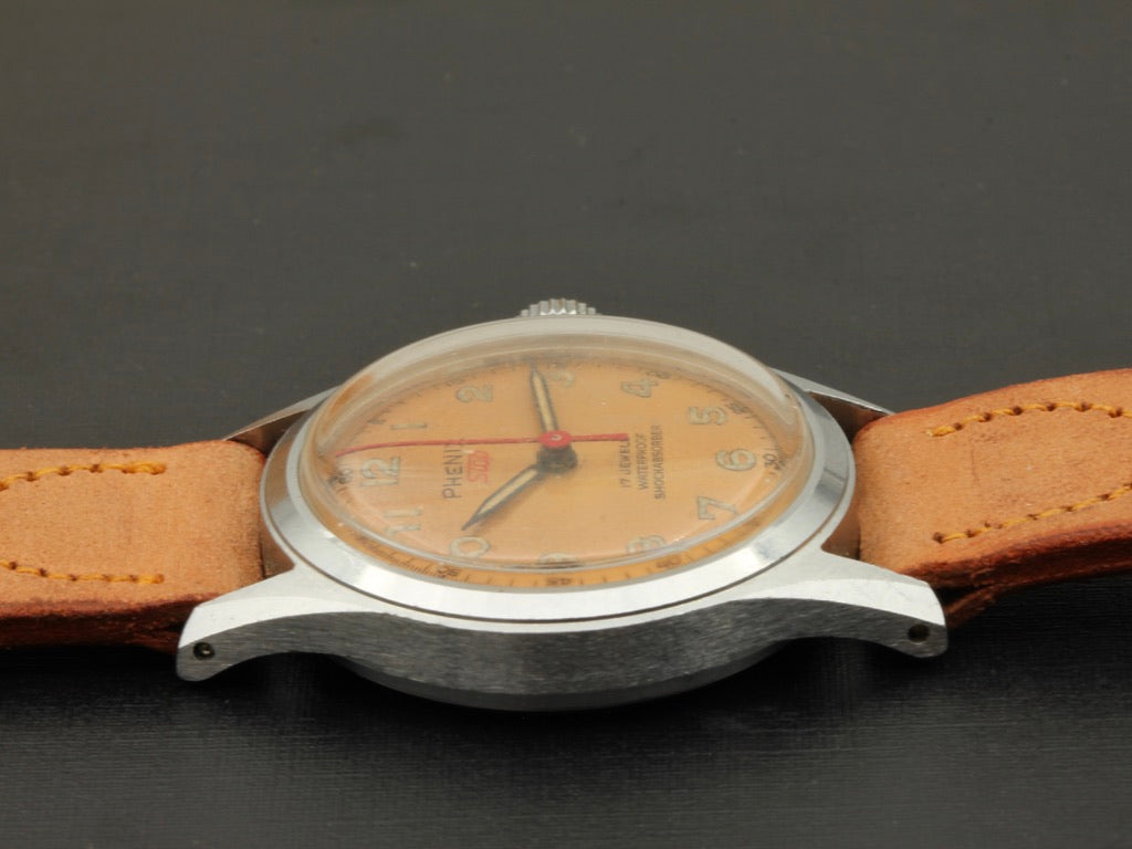 Montre vintage Phenix Chronograph, pour homme, proposée par Maison Vintage Watches.