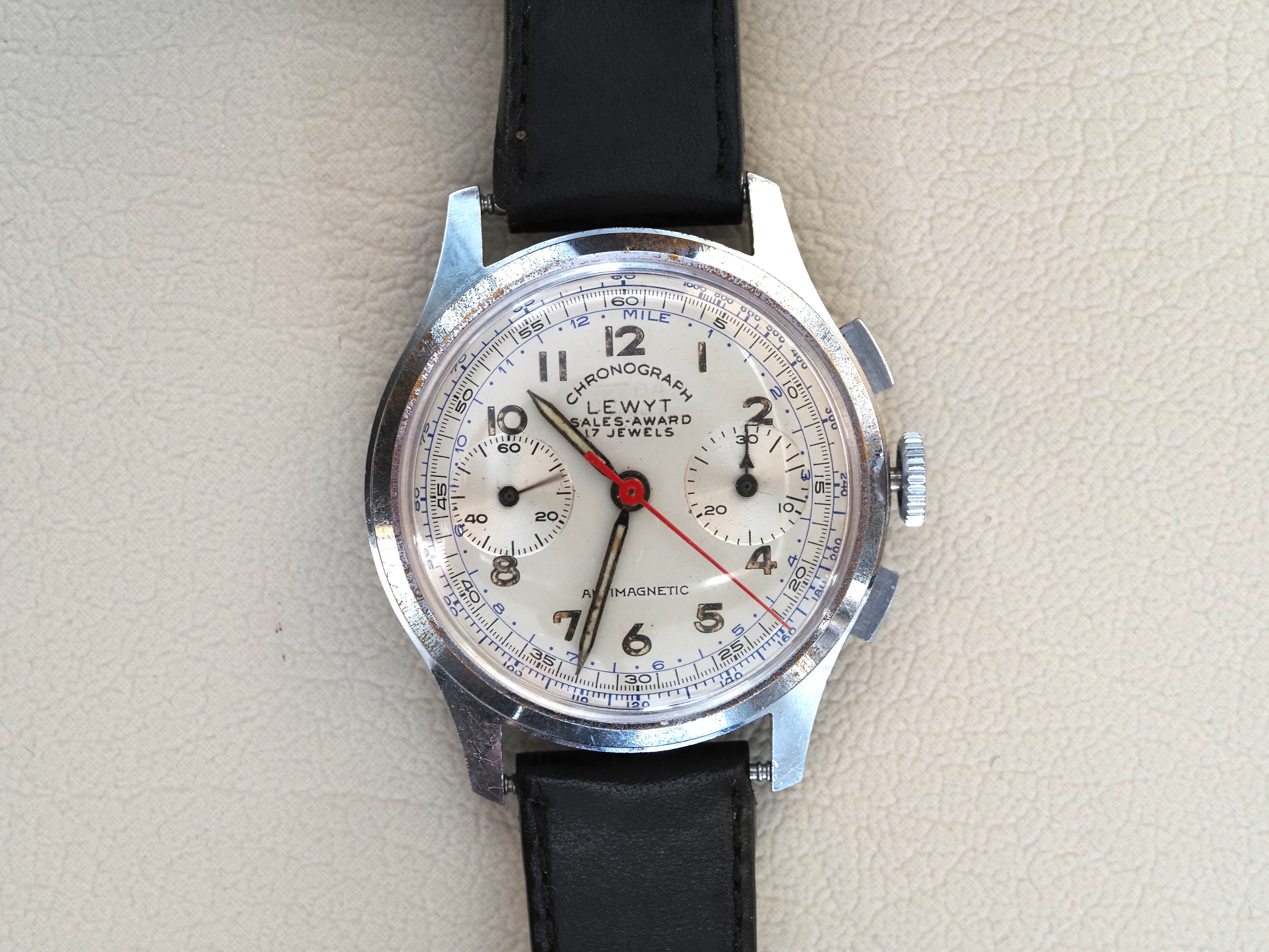 Montre vintage Telda Lewyt Chronograph, pour homme, proposée par Maison Vintage Watches.