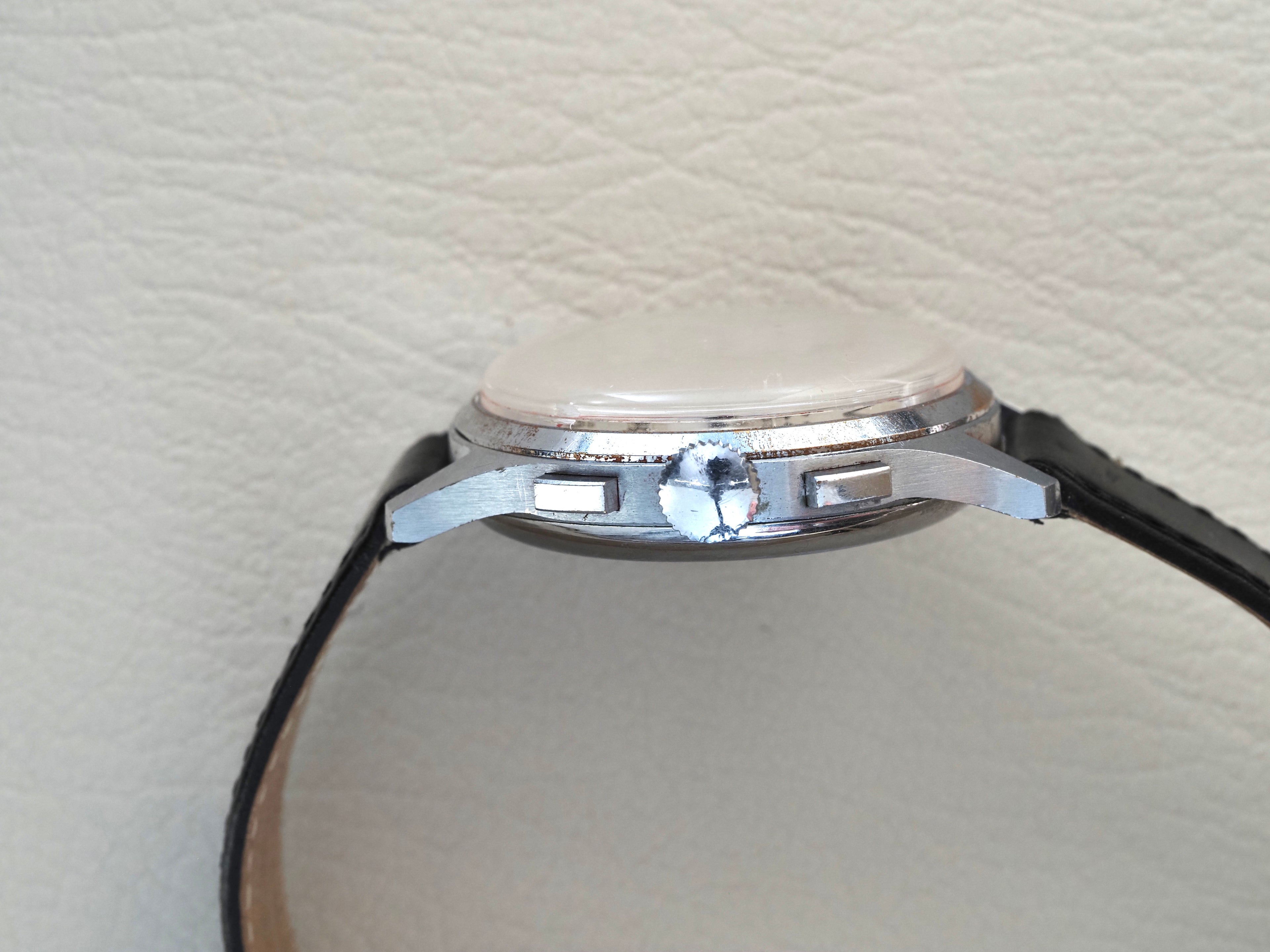 Montre vintage Telda Lewyt Chronograph, pour homme, proposée par Maison Vintage Watches.